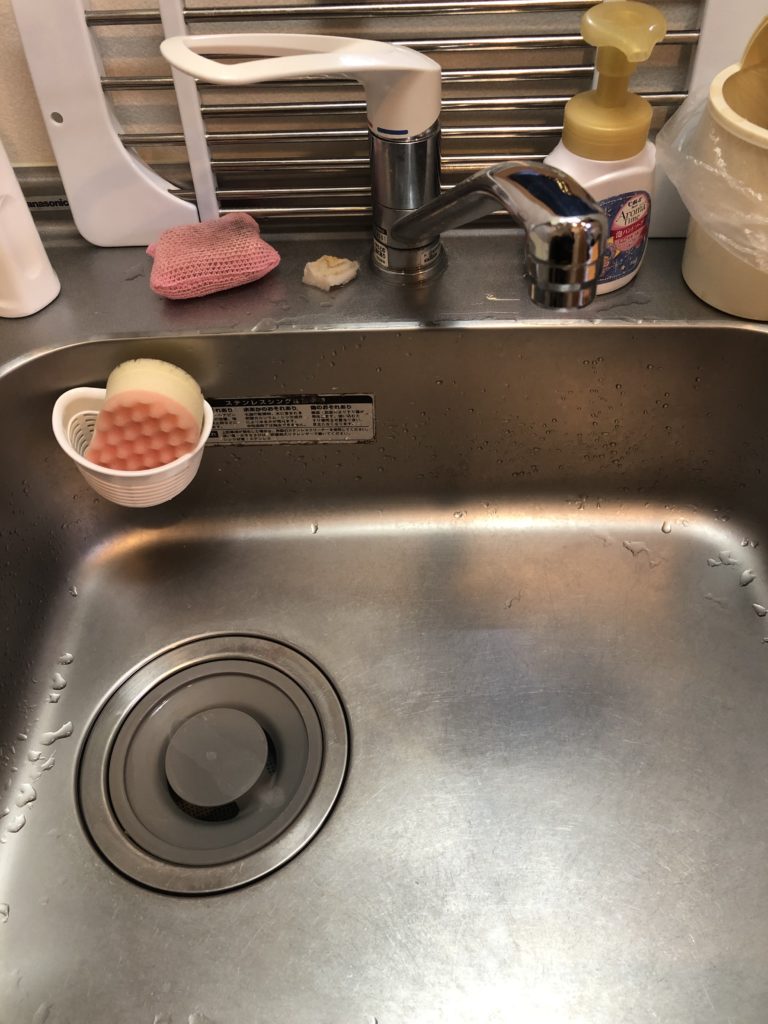 湖西市で台所の蛇口水漏れ修理の施工事例