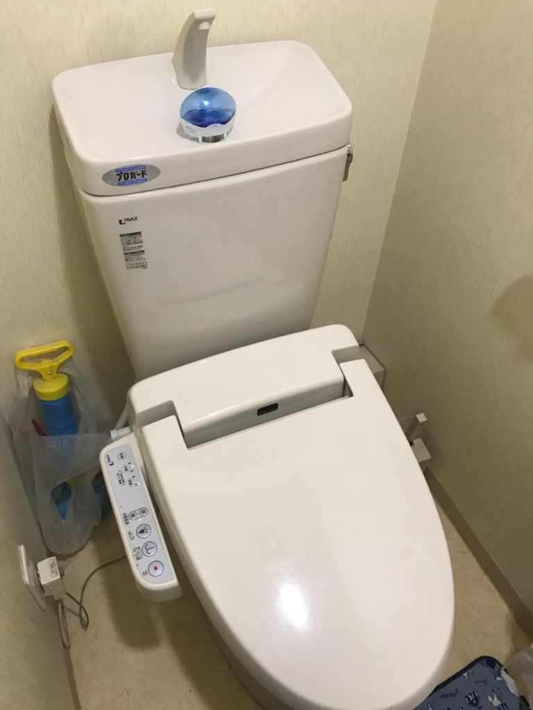 富士宮市でトイレのつまりトラブルを解決しました。